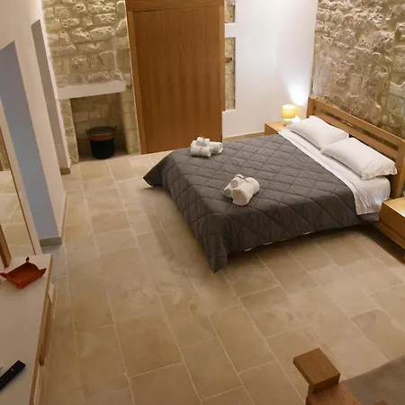 Altemura 4* バーリ