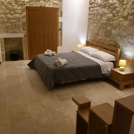 Altemura 4* Барі